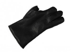 For a hand with congenital malformation on which only short finger stumps are present. The finger ends have been made wider and the fingertips are additionally protected by the incorporation of padding material.