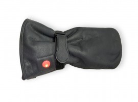 The patient's hand is not trained. The manufactured glove keeps the end of the forearm warm with lambskin lining and integrated electronic heating. The heating loops were individually adapted to the needs.