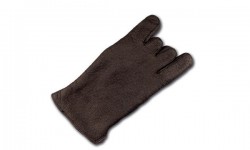 made of robust pigskin with a fleece lining and padded fingertips.