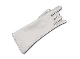Work glove with extra long shaft for a baker. The glove fits perfectly and protects the hand at temperatures up to 255° C.